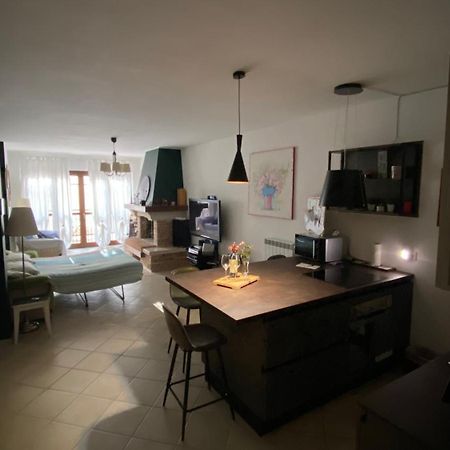 Apartamento The Wild Lavender Cecchina Exterior foto