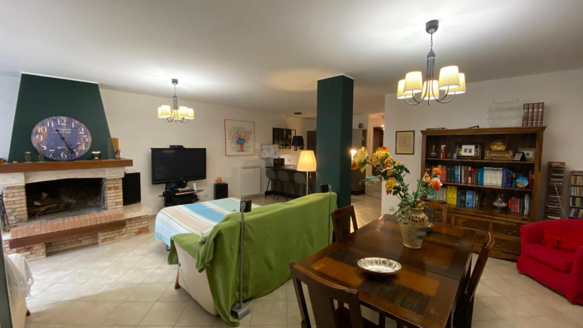 Apartamento The Wild Lavender Cecchina Exterior foto
